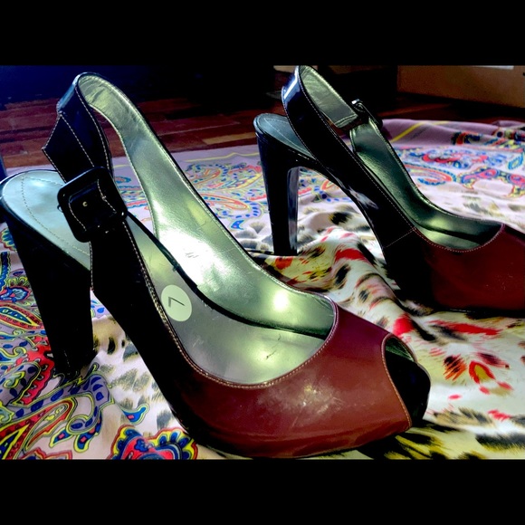 GUESS HEELS- OMBRÉ OF GRAPE>WINE>PLUM - Picture 2 of 6